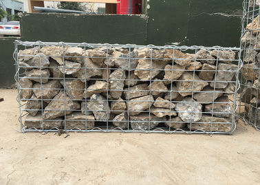 Galfan লেপা Gabion তারের জাল প্যানেল অভ্যন্তরীণ Gabion ডিজাইন সিলভার রঙ