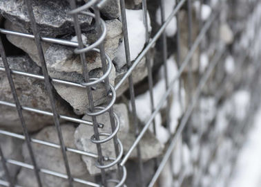 গরম ডুব Galvanized বজায় রাখা প্রাচীর Gabion Cages জারা প্রতিরোধ