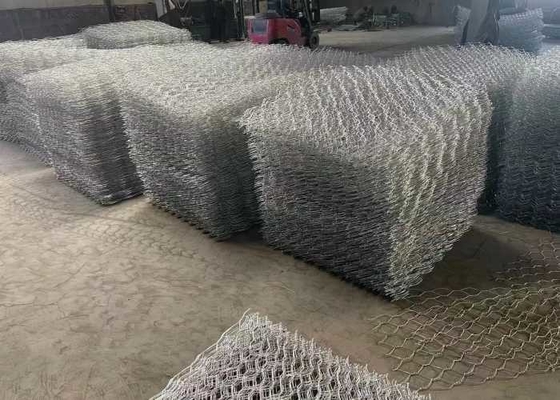 টান শক্তি সবুজ পিভিসি লেপ সহ গ্যাবিয়ন গদি